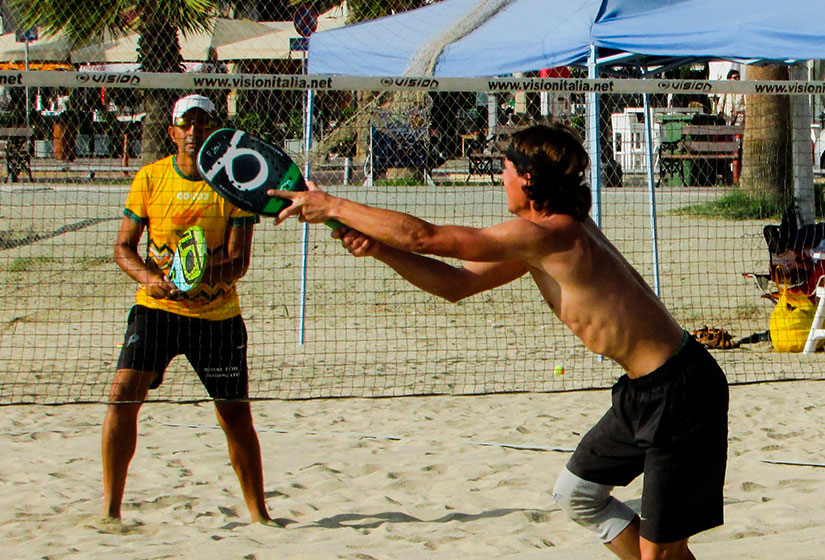 Beach Tennis: O esporte de alto rendimento que conquista as praias brasileiras