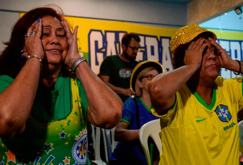 Eliminação da seleção feminina decepciona torcedoras