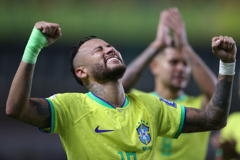 Neymar bate recorde em show da Seleção no Mangueirão