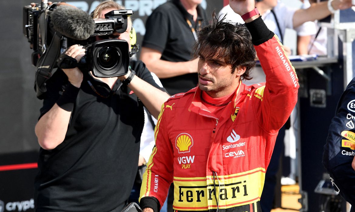 Carlos Sainz garante Ferrari na pole do GP da Itália de Formula 1