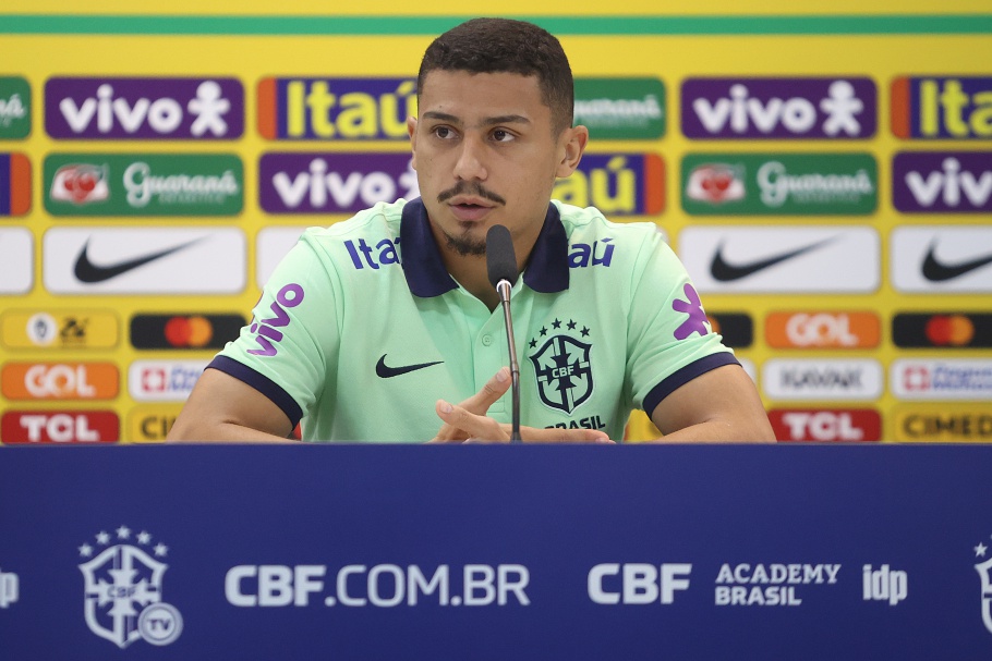 André sobre oportunidade na Seleção: “É muito satisfatório estar aqui”