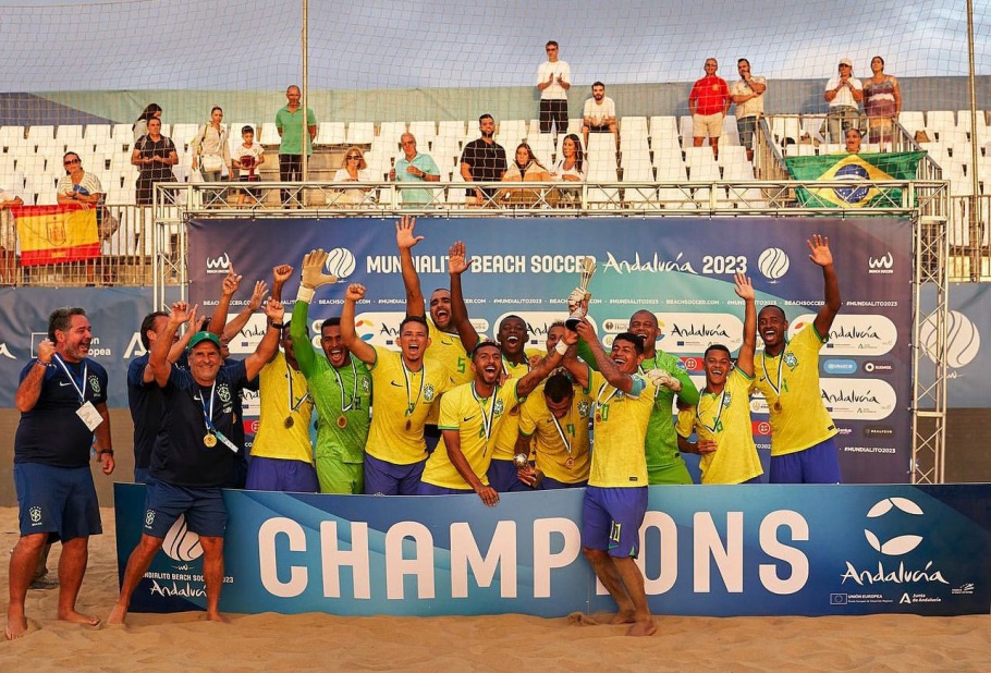 Seleção é campeã do Mundial de Beach Soccer