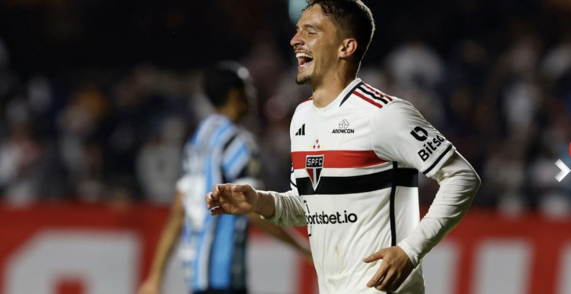 São Paulo goleia o Grêmio no estádio do Morumbi