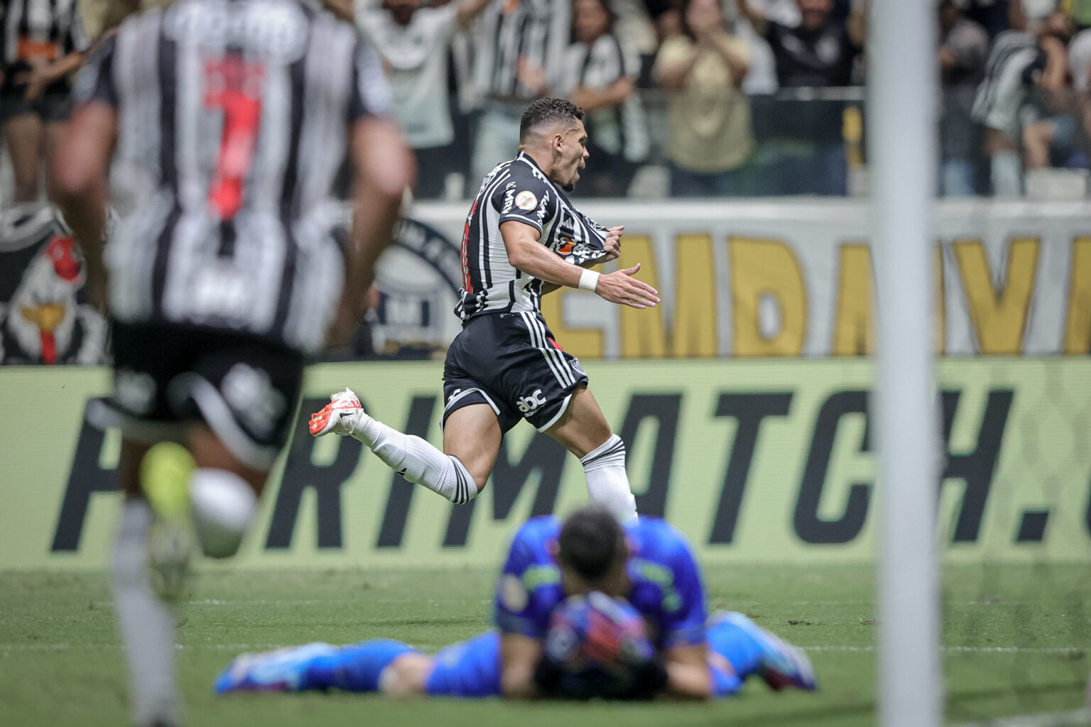 Atlético Mineiro vence o Fluminense na Arena MRV