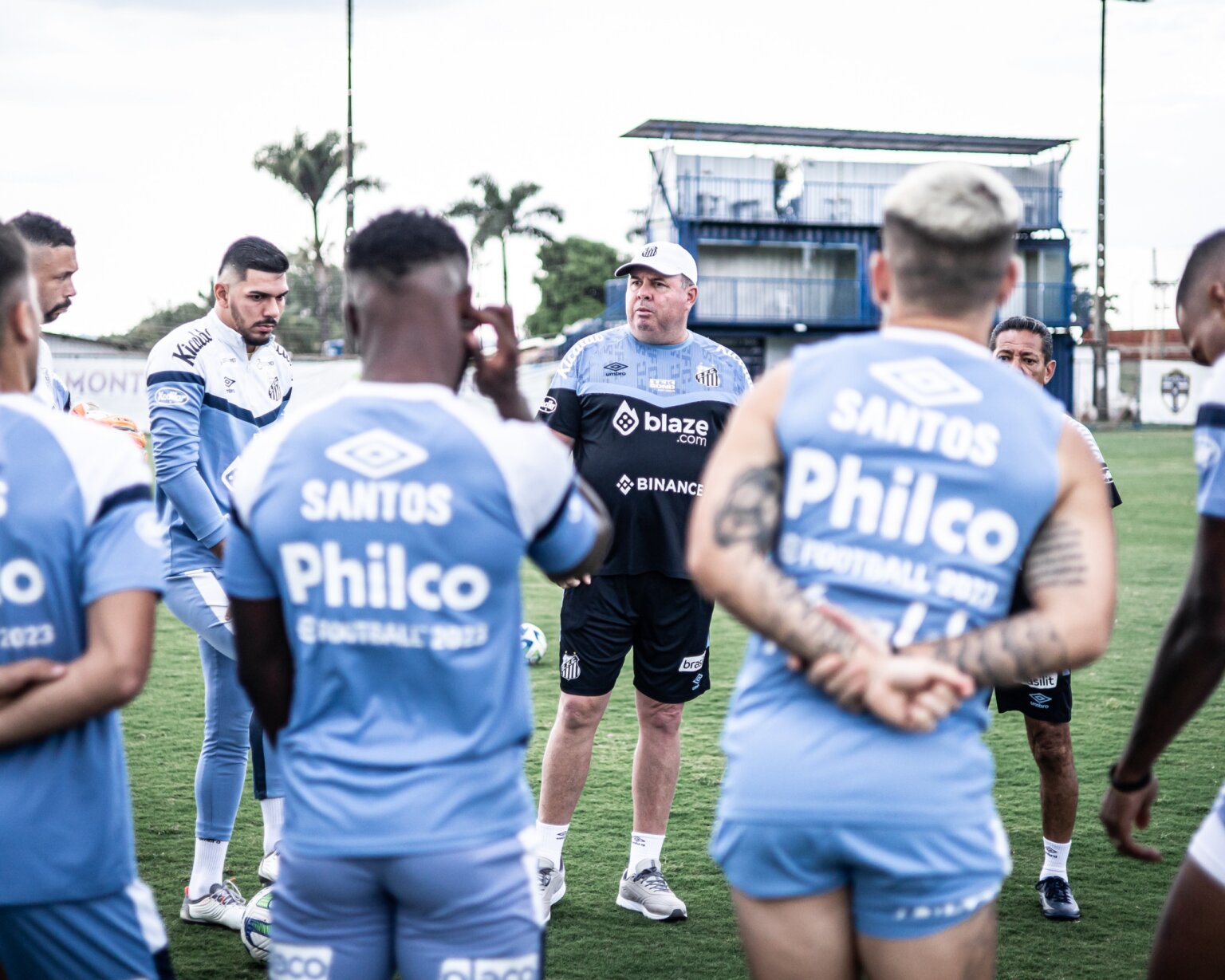 Santos treina em Brasília para encarar o Flamengo pelo Brasileirão