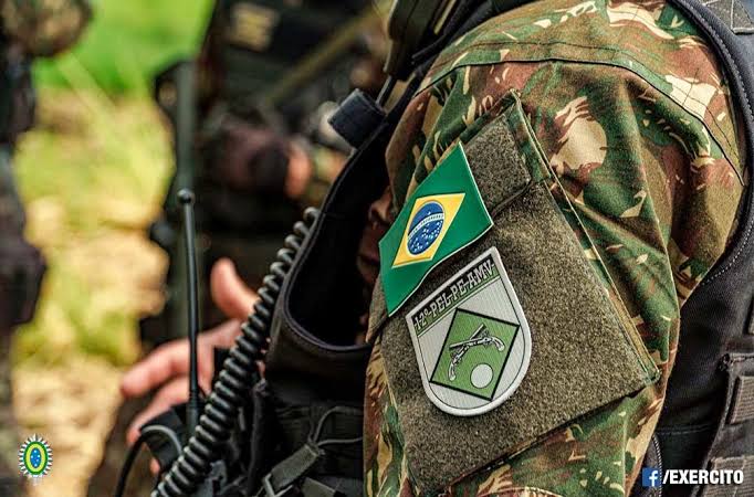 Mais nove armas furtadas do Arsenal do Exército são recuperadas