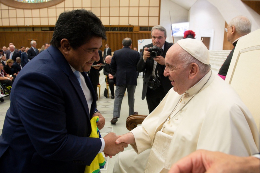 Em carta, presidente da CBF agradece apoio do Papa Francisco ao esporte