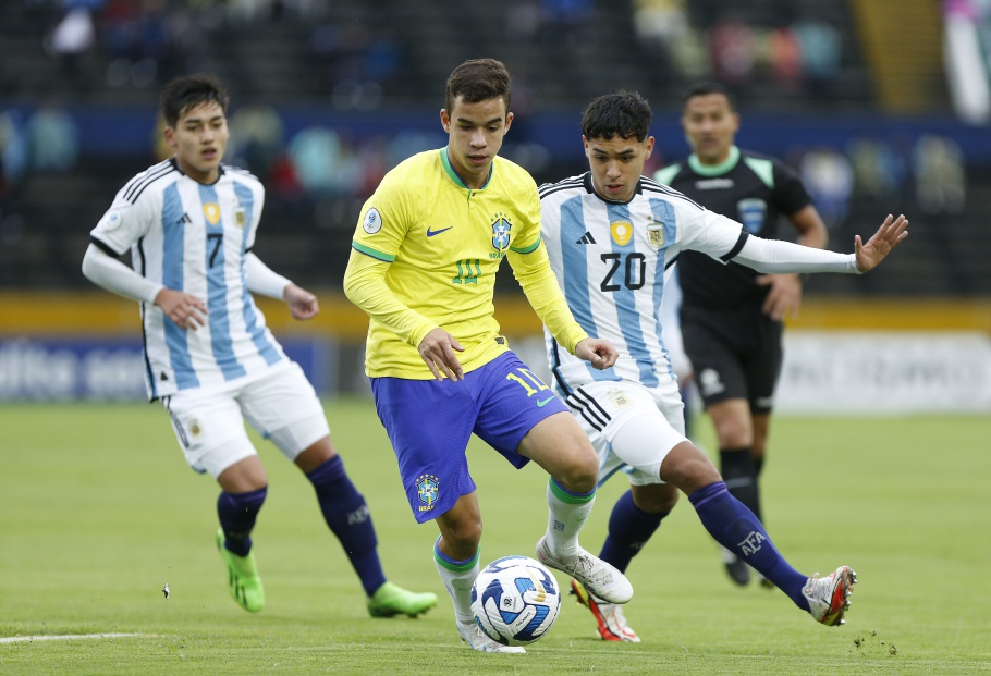 Brasil e Argentina decidem as quartas de final da Copa do Mundo Sub-17