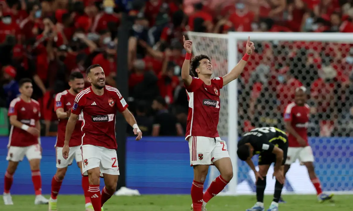 Al Ahly vence Al-Ittihad e enfrenta Fluminense no Mundial de Clubes