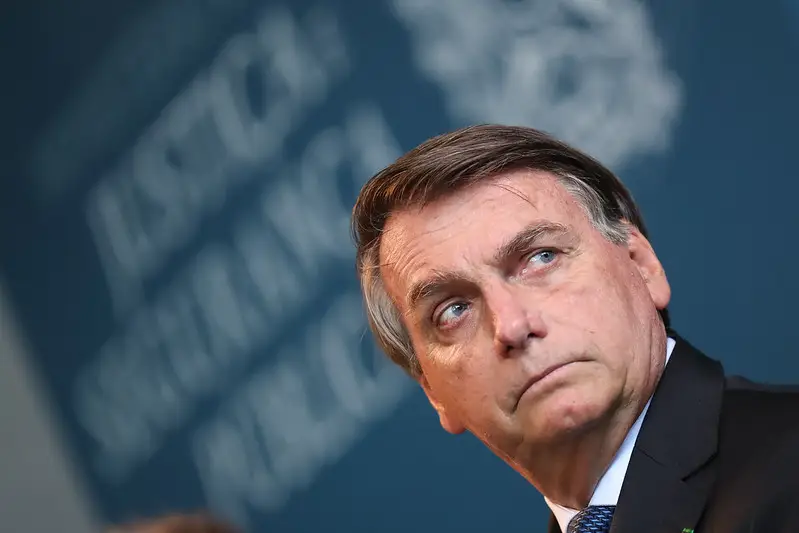 Defesa de Bolsonaro diz que postagem após 8 de janeiro foi “acidental”