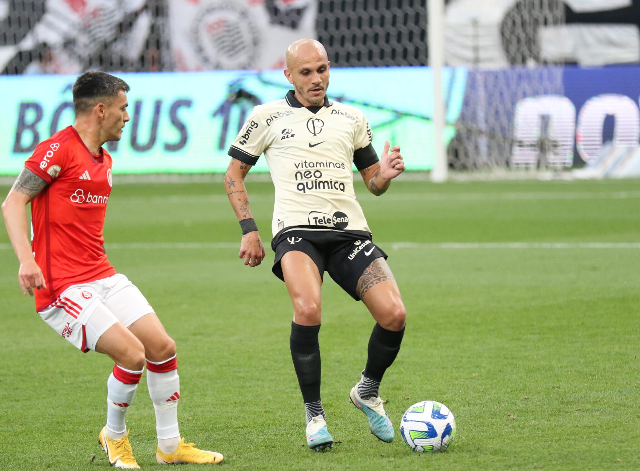 Corinthians perde para o Internacional na Neo Química Arena