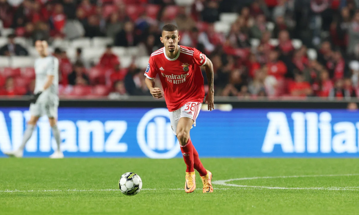 Vasco acerta a contratação de João Victor junto ao Benfica