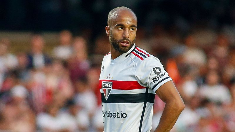 Presidente do São Paulo dá ‘ultimato’ para renovação de Lucas Moura