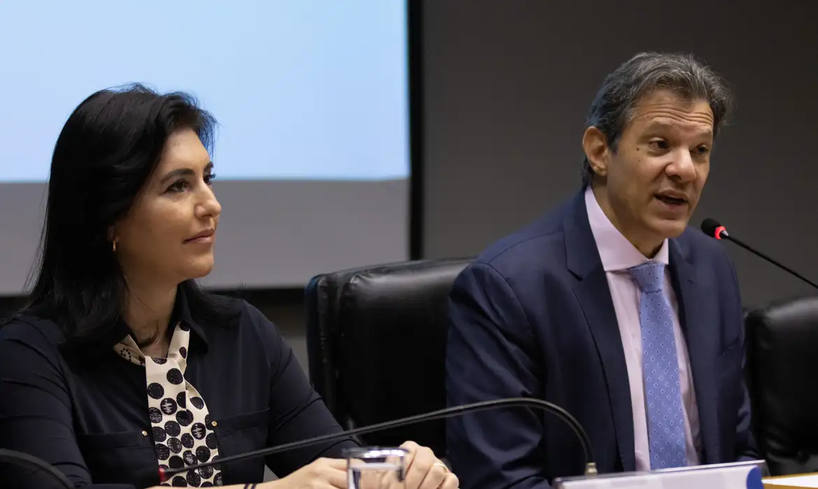 PIB do terceiro trimestre superou expectativas, avaliam Tebet e Haddad