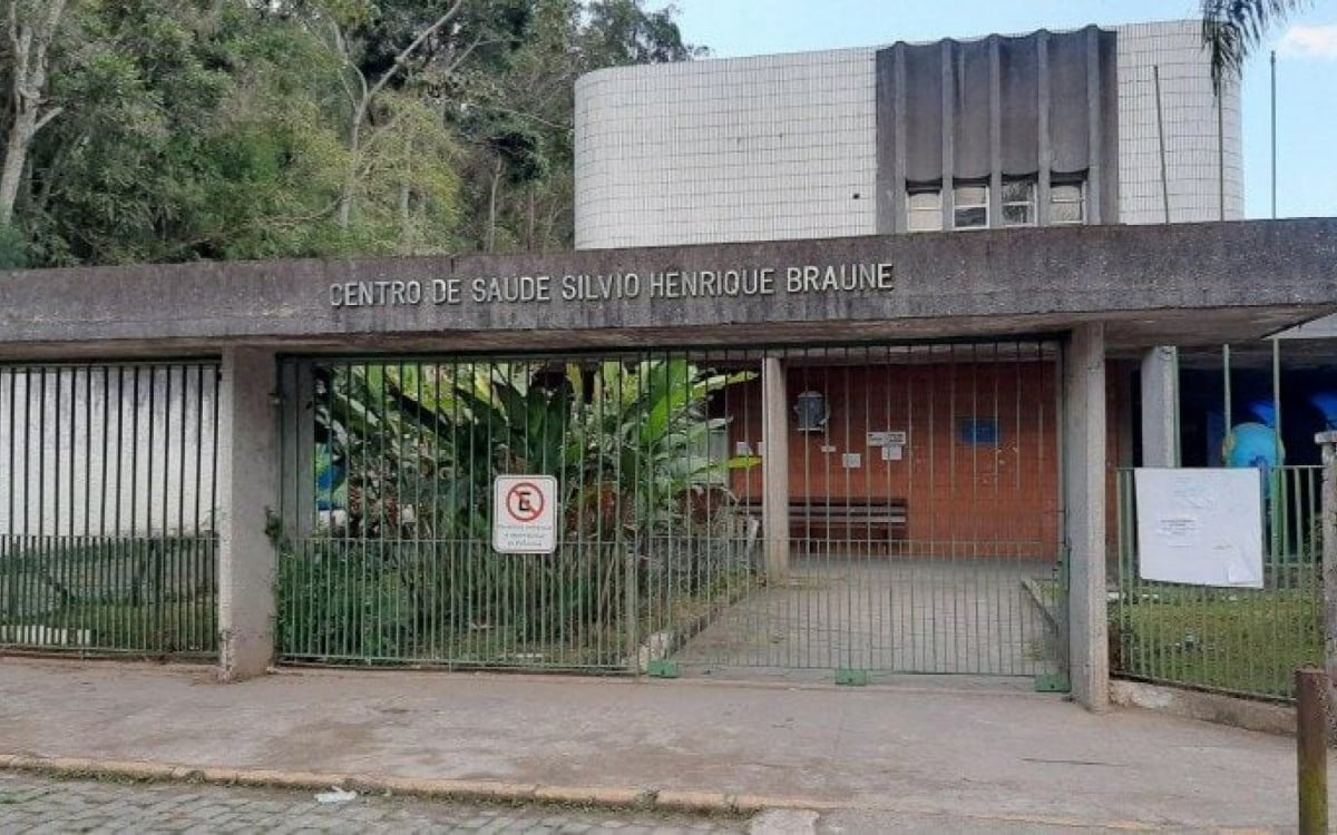 Pacientes esperam por consulta com cardiologista em Nova Friburgo