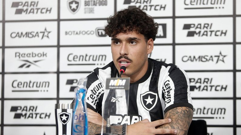 Lucas Halter avalia sua estreia pelo Botafogo