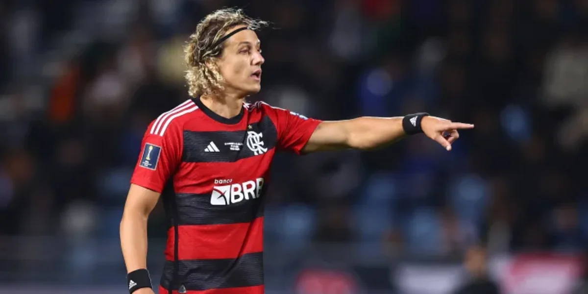 Fortaleza negocia a contratação com David Luiz