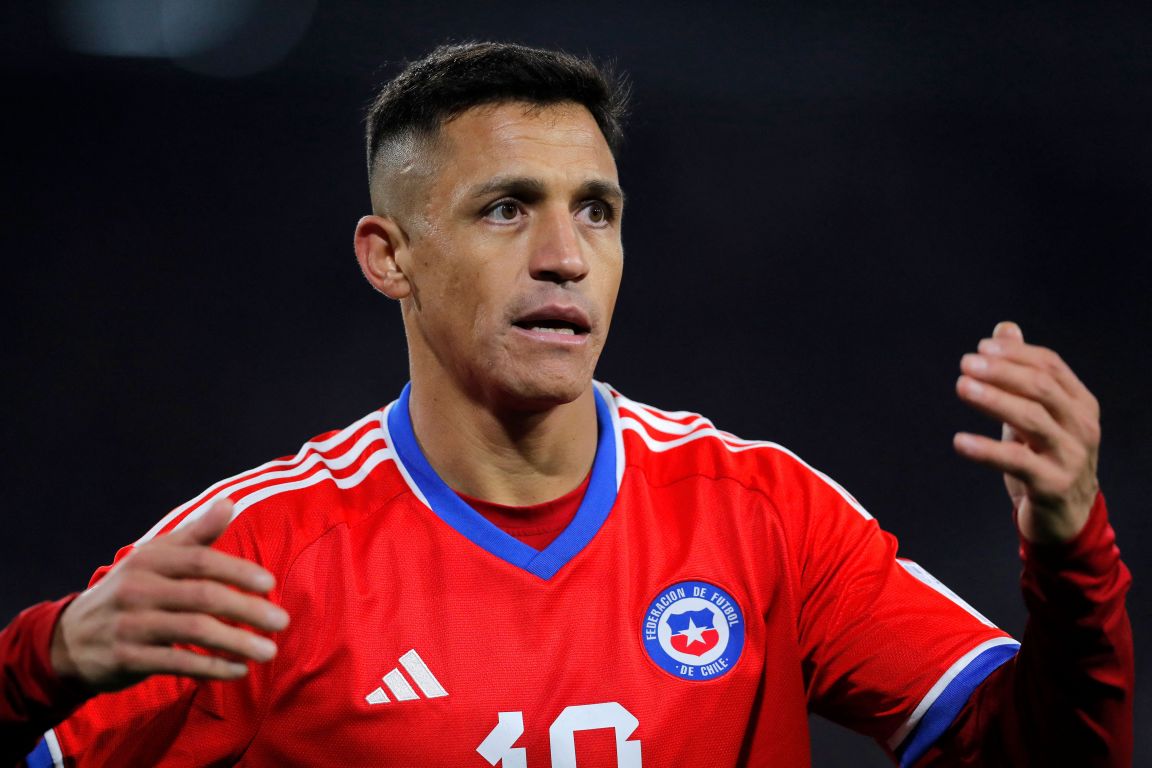 Bahia não para e negocia com atacante Alexis Sánchez