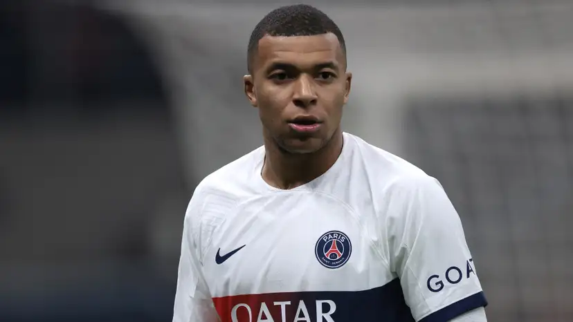 Mbappé analisa ida para Premier League e não deve renovar com o PSG