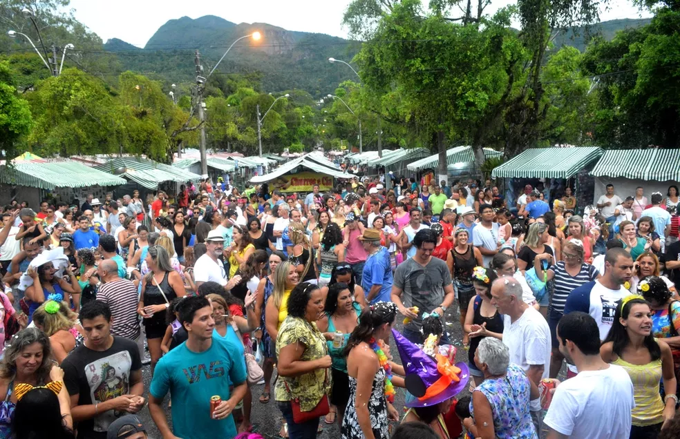 Teresópolis abre chamada pública para ambulantes no carnaval