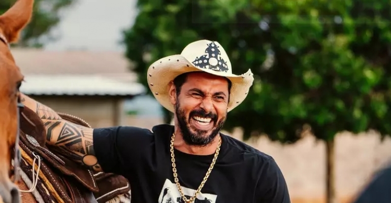 Cantor sertanejo João Carreiro morre aos 41 anos