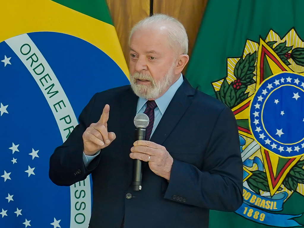 Lula paga quase R$22 bi em emendas a parlamentares em 2023