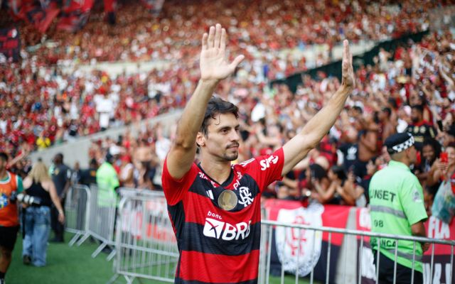 Bahia pode contratar Rodrigo Caio com contrato de produtividade