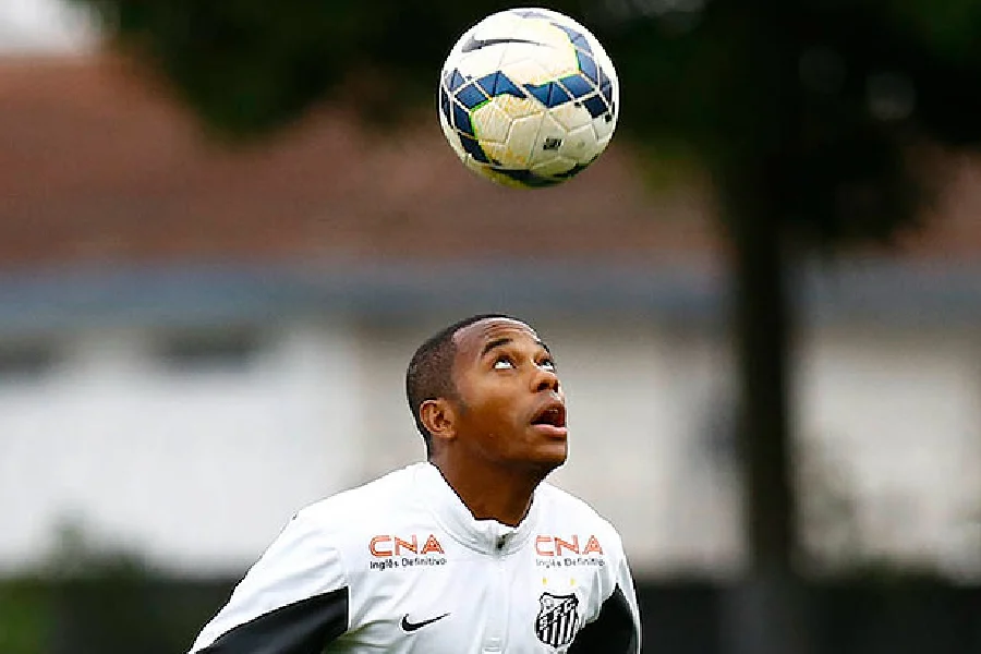 Robinho tem julgamento marcado e pode ser condenado no Brasil