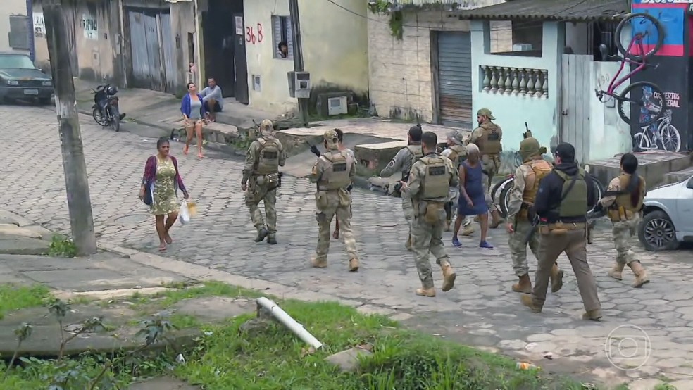 Moradores da Baixada Santista denunciam execuções na Operação Escudo