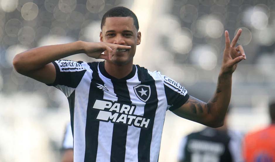 Botafogo vence o Audax e mantém esperança de classificação para semifinal