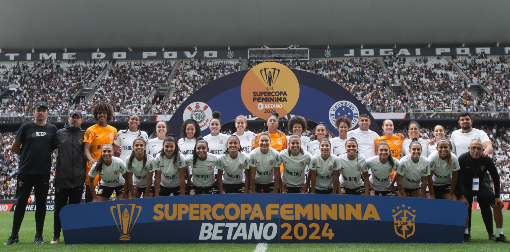 Corinthians derrota o Cruzeiro e fatura a Supercopa Feminina