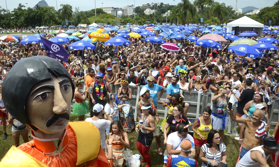 Veja os blocos que saem no Rio nesta segunda-feira