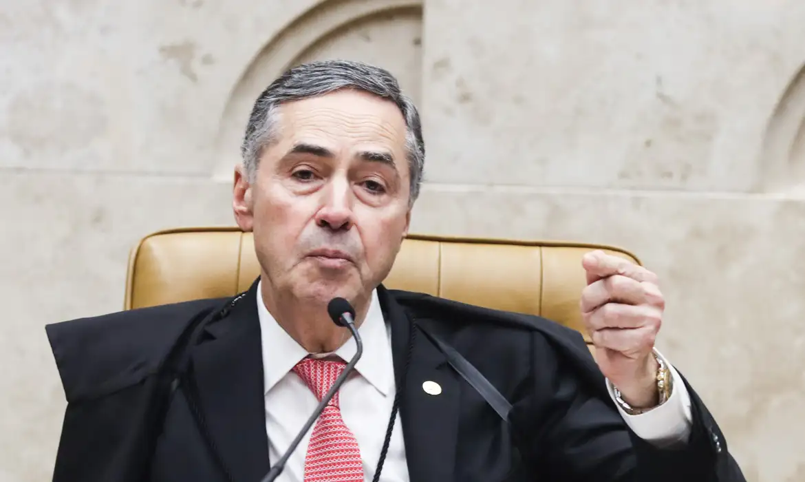 Barroso mantém Moraes à frente de inquérito sobre golpe de Estado