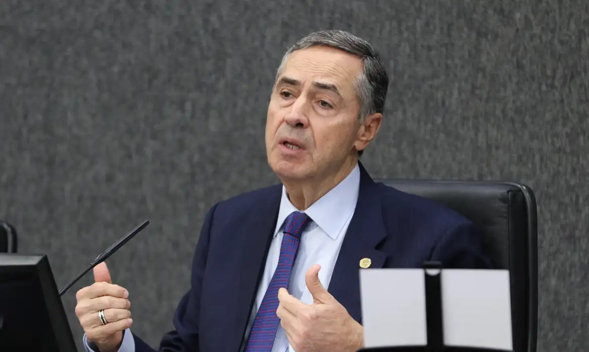 Barroso diz que criminalização do aborto é uma “má política pública”