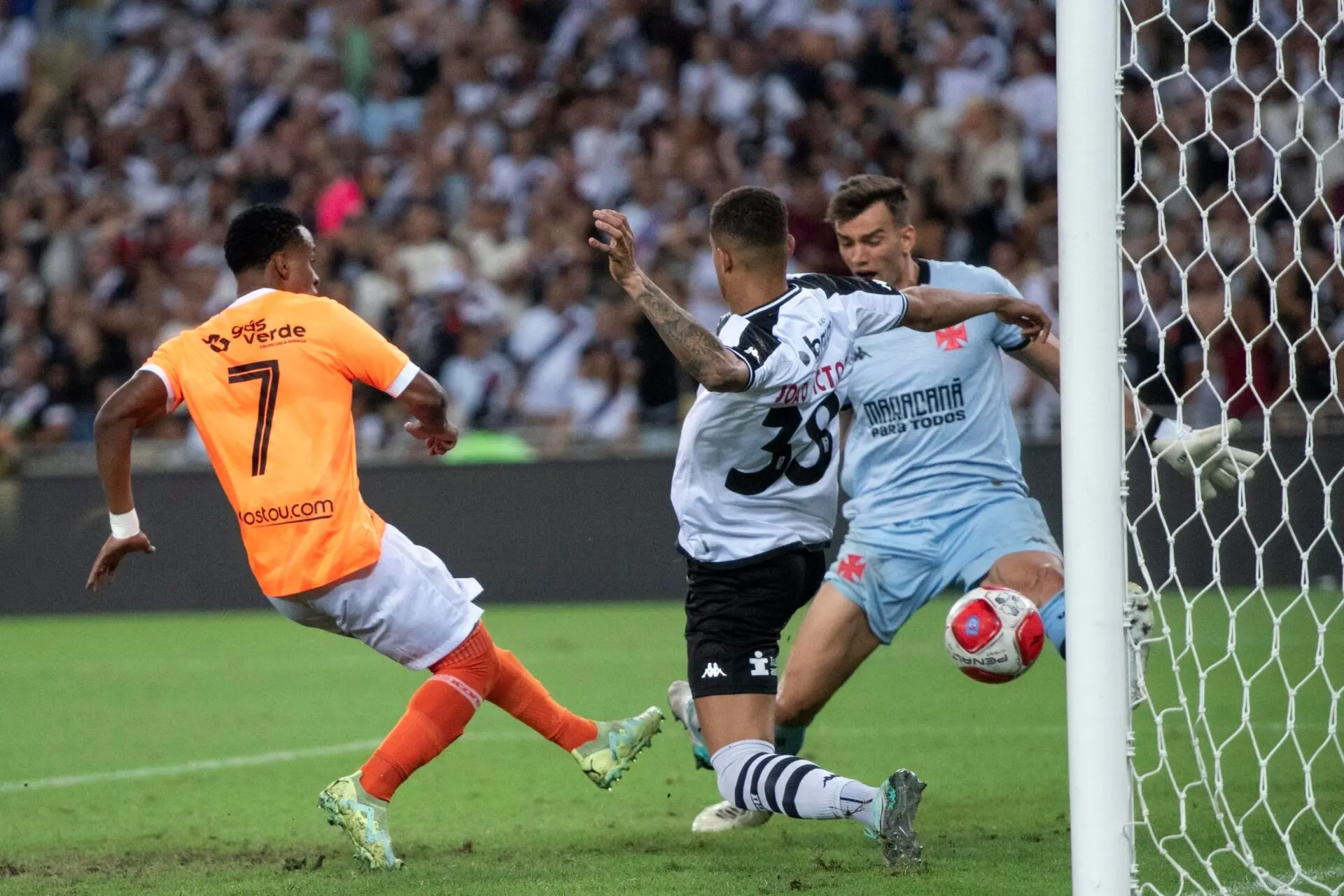 Nova Iguaçu x Vasco: onde assistir ao jogo de volta das semis do Carioca