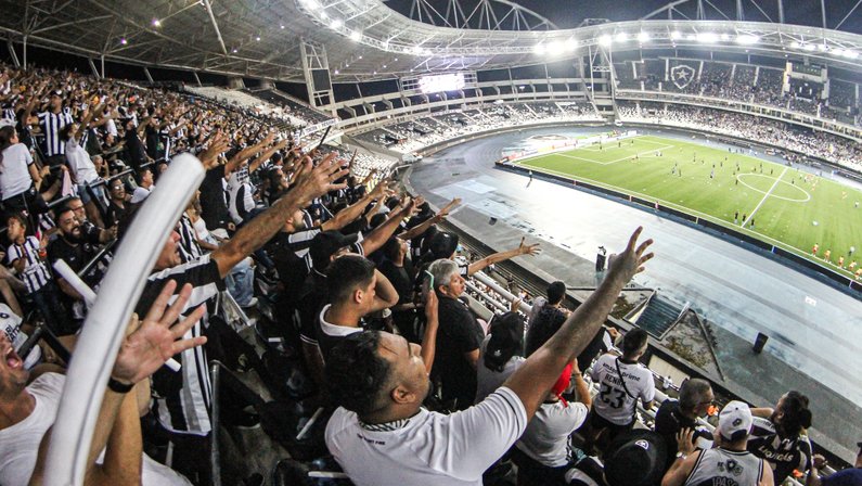 Botafogo abre check-in para sócios para jogo da Libertadores