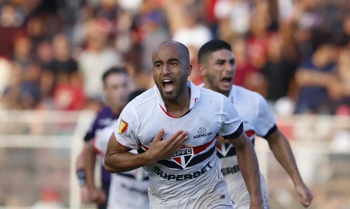 São Paulo vence Ituano e está nas quartas do Paulistão