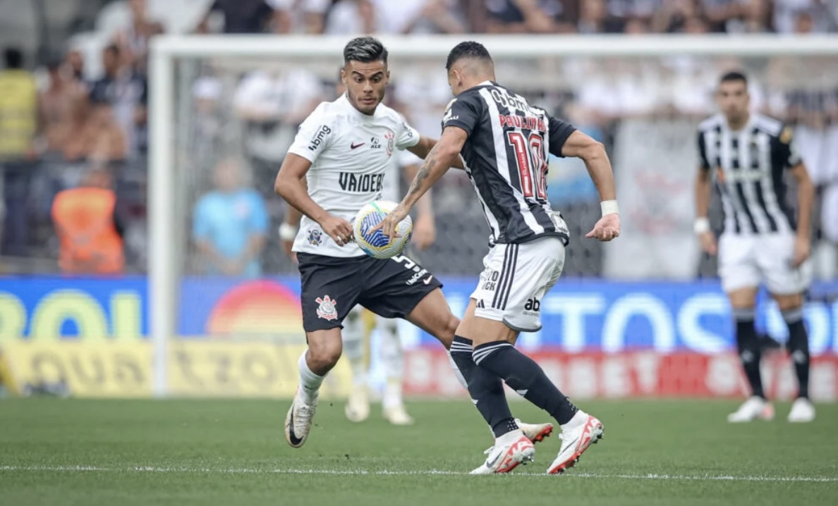 Corinthians e Atlético-MG não saem do zero pelo Brasileirão