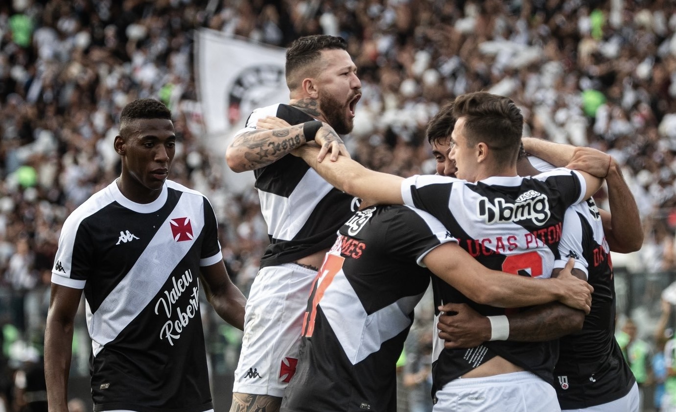 Vasco vence o Grêmio na estreia do Brasileirão