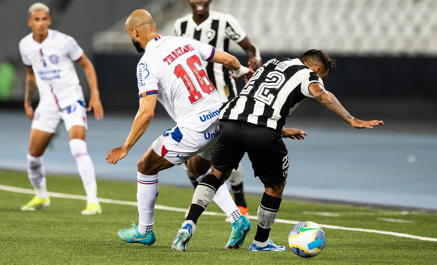 Botafogo perde para o Bahia em jogo polémico de arbitragem