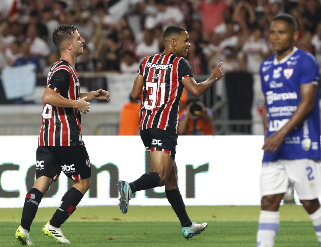 São Paulo vence o Águia de Marabá pela Copa do Brasil