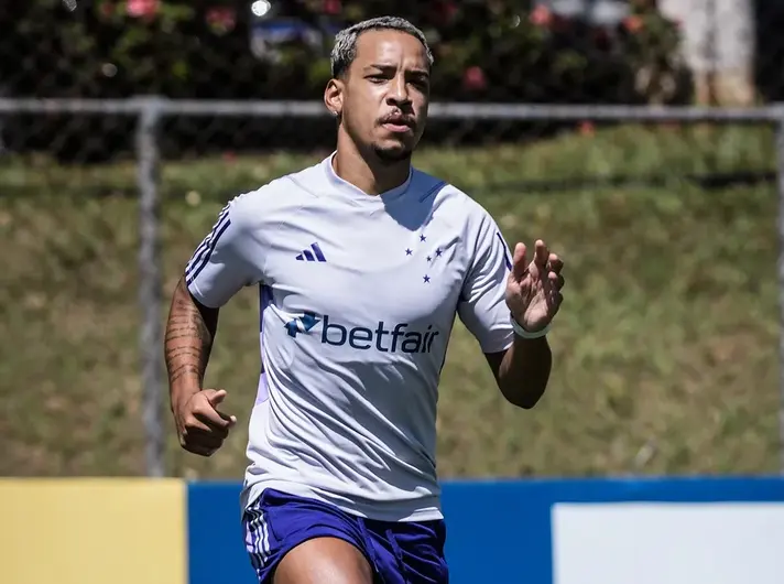 Cruzeiro visita o Criciúma de olho em subir na tabela