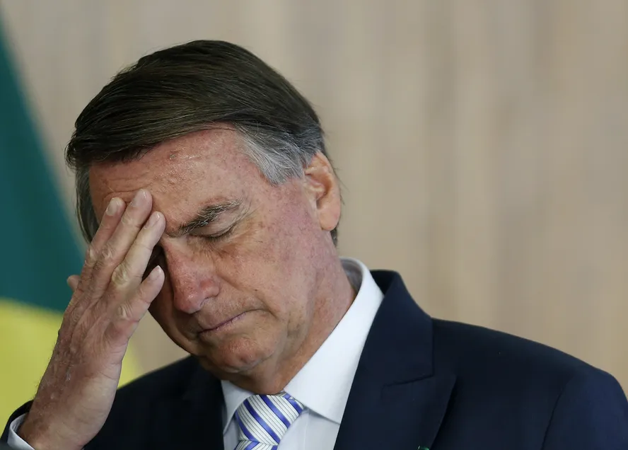 Bolsonaro critica relatório da PF que o indiciou no caso das joias