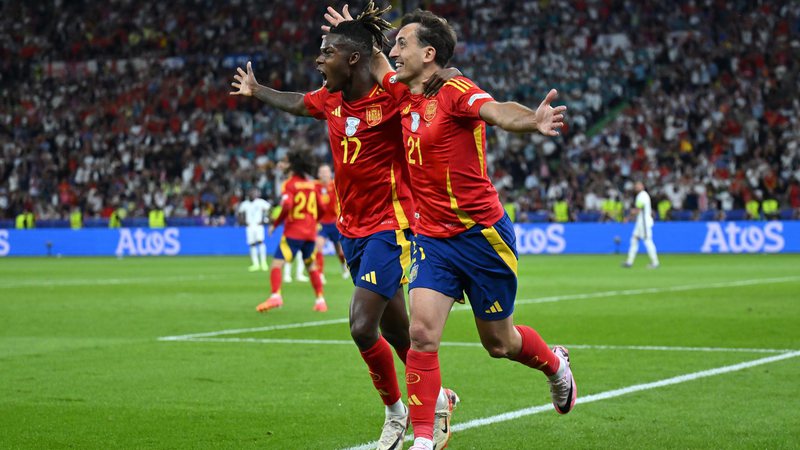 Espanha vence a Inglaterra e é tetracampeã da Eurocopa