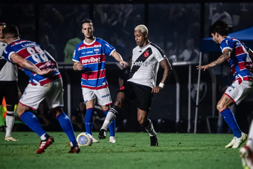 Fortaleza x Vasco: horário, escalações e onde assistir